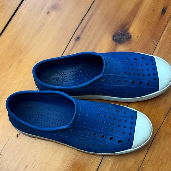 Native shoes - Picture 2 of 6